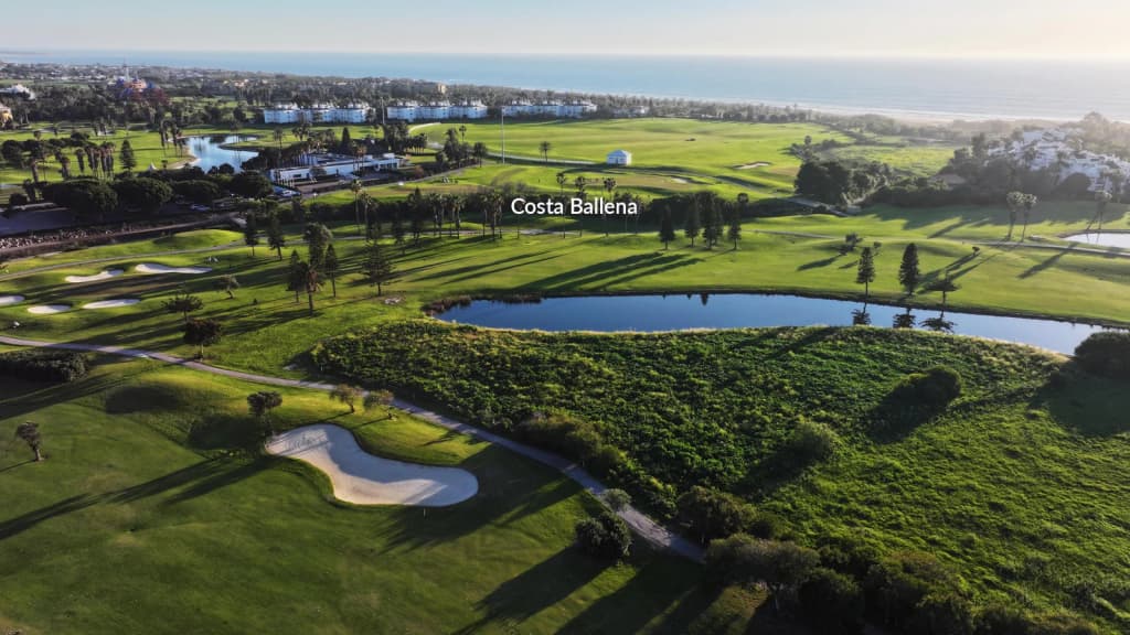 The golf courses in the Cádiz area
