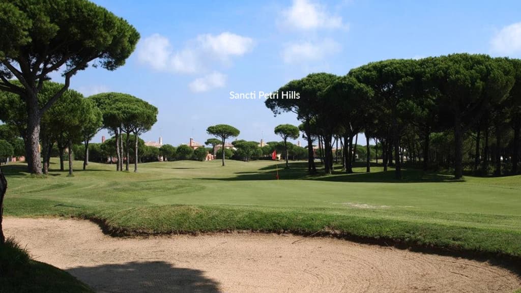 The golf courses in the Cádiz area